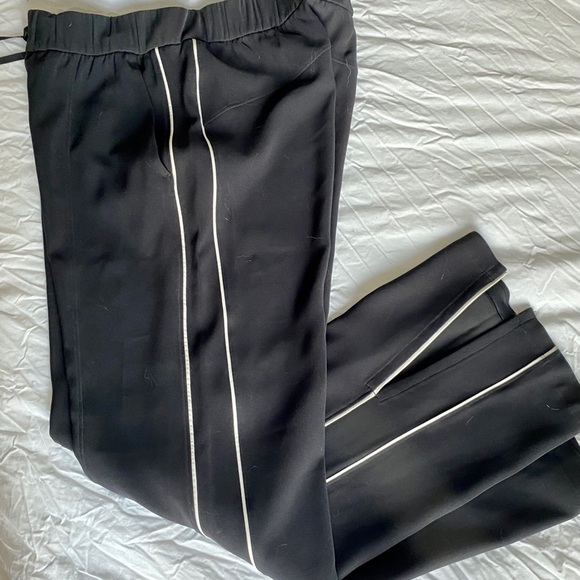 Lululemon On the Right Track Pants Sz 8 - Picture 5 of 9